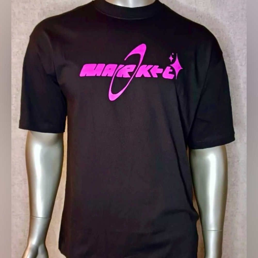 Market Studio Street Wear Large Tee T-Shirt Short Sleeve Black Hot Pink NEW